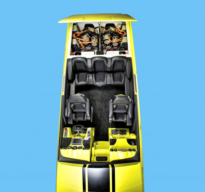 Mercedes AMG ve Cigarette Racing'den 2220 beygirlik elektrik motorlu tekne