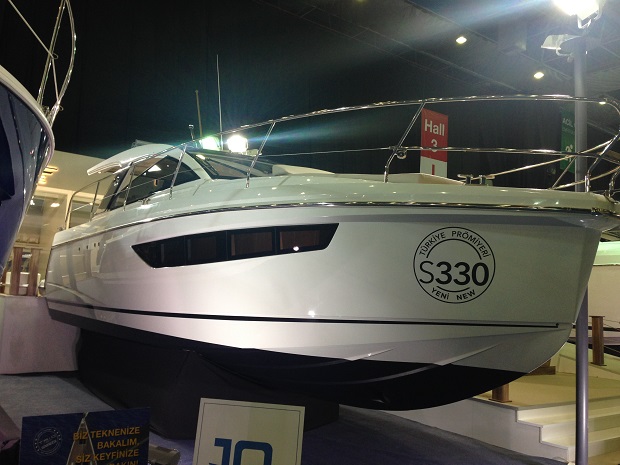 Sealine S 330 Avrasya Boat Show'da..