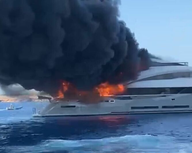 ISA Yachts süperyat