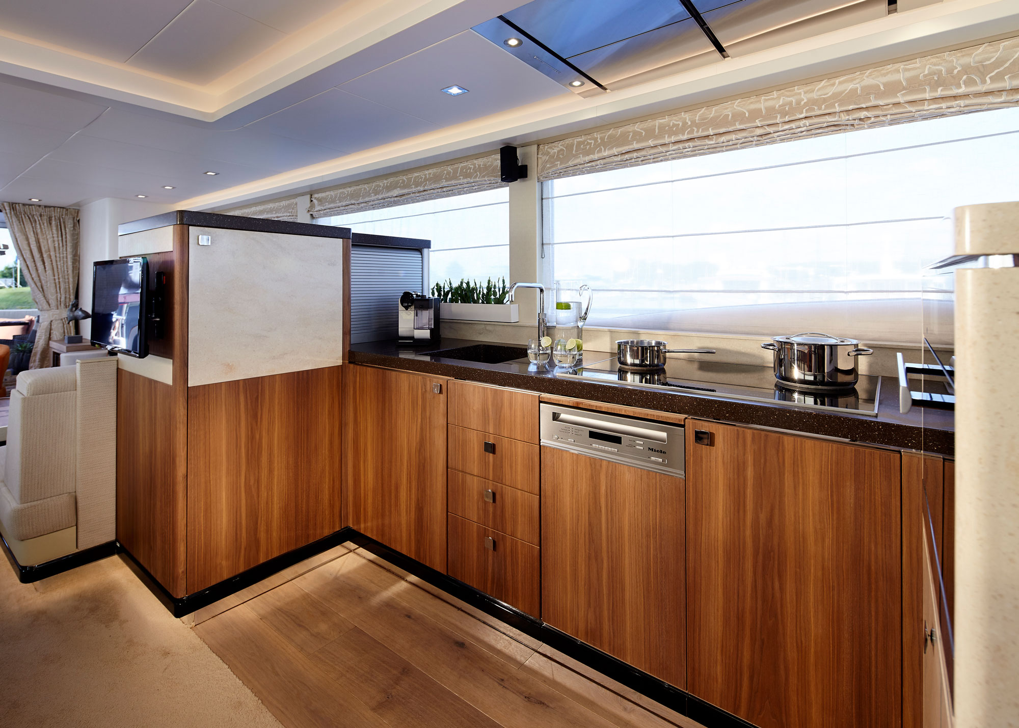 Storm Yachts-X-65