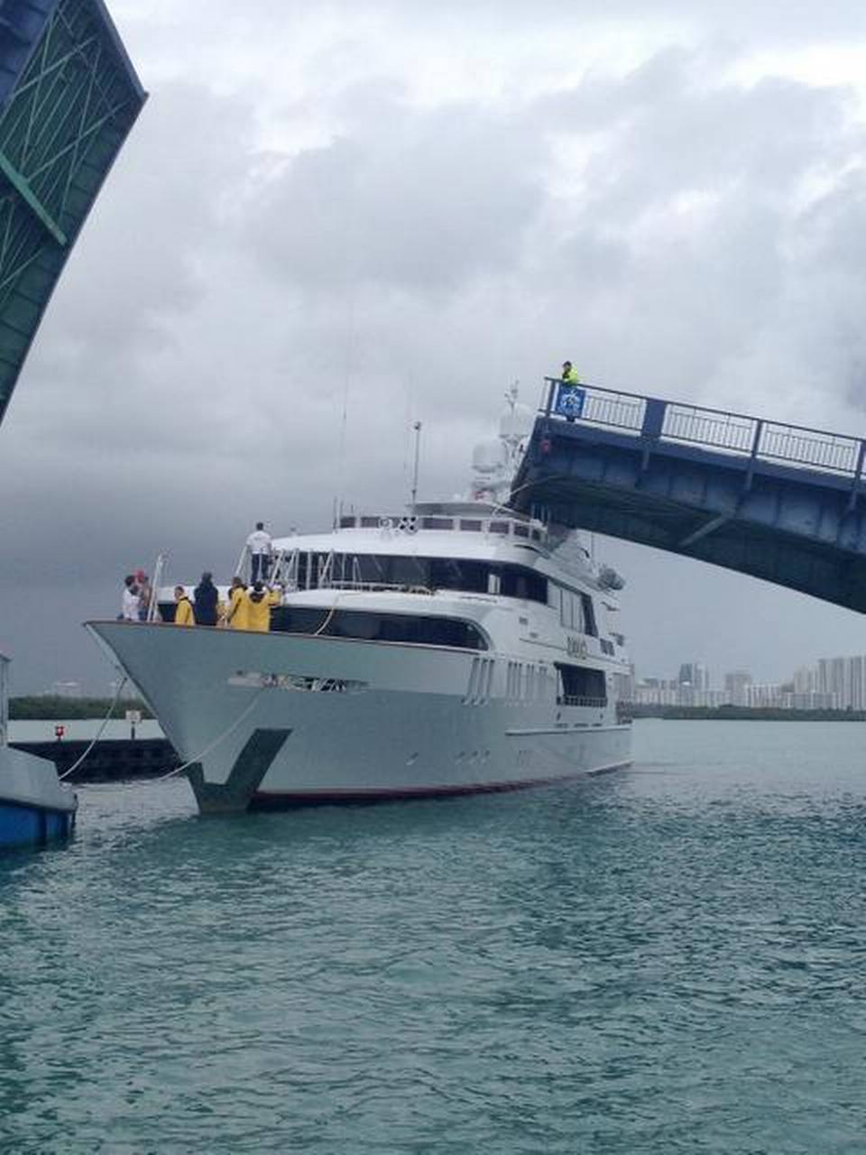 Rockstar Köprüye Sıkıştı