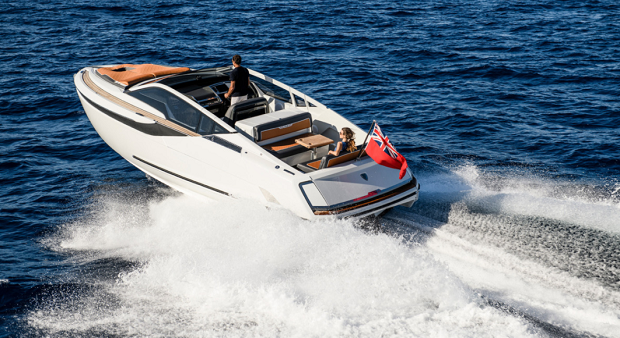 Fairline F33