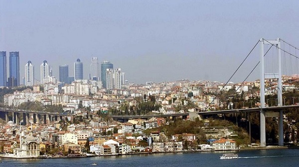 İstanbul Metrosu Sahile İniyor